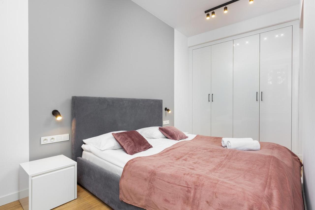Slawinska Apartment Warsaw Wola By Noclegi Renters Extérieur photo
